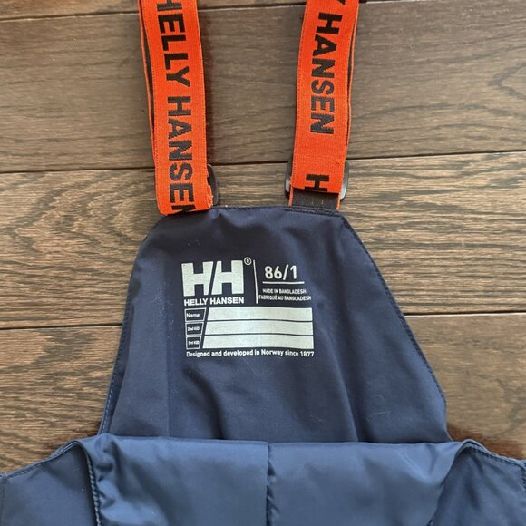 Helly Hansen Ski Oufit size 86/1 - Picture 7 of 7